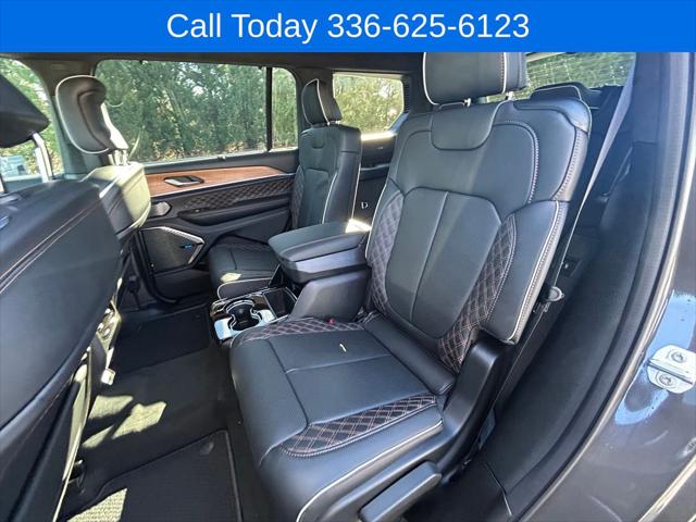 2026 Jeep Grand Cherokee L Summit 4x4