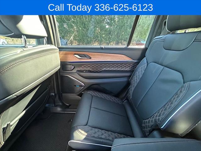 2026 Jeep Grand Cherokee L Summit 4x4