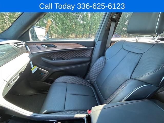 2026 Jeep Grand Cherokee L Summit 4x4