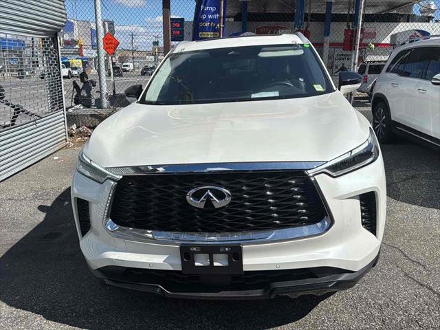 2023 INFINITI QX60 LUXE AWD