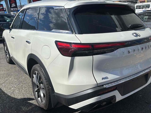 2023 INFINITI QX60 LUXE AWD