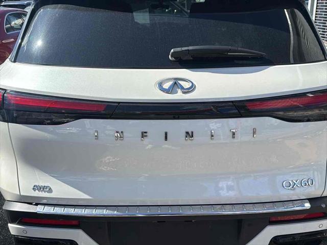 2023 INFINITI QX60 LUXE AWD