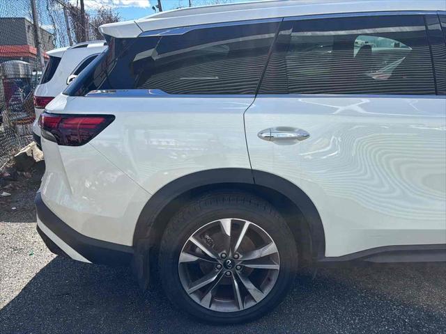 2023 INFINITI QX60 LUXE AWD