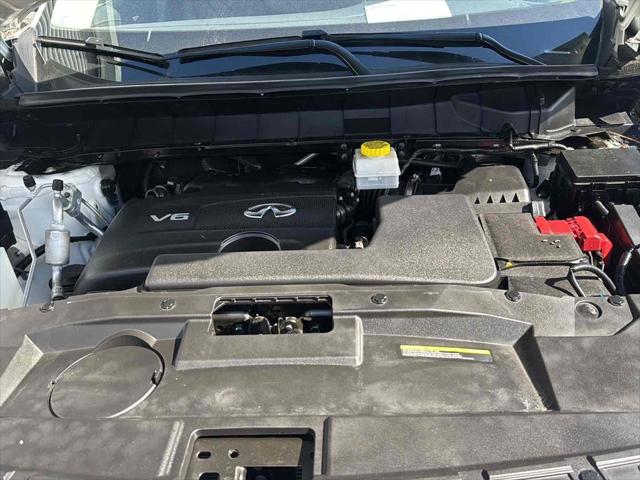 2023 INFINITI QX60 LUXE AWD