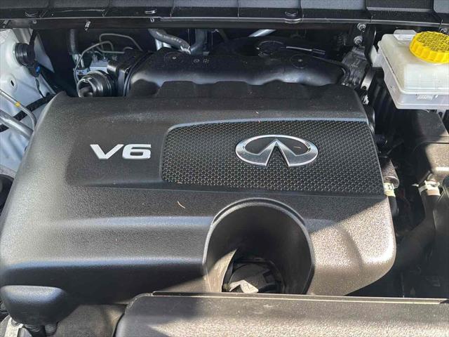 2023 INFINITI QX60 LUXE AWD