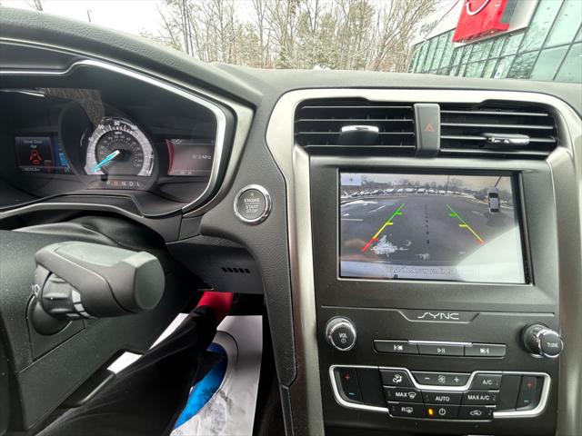 2020 Ford Fusion SE