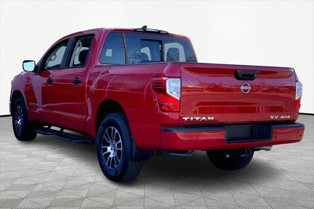 2024 Nissan TITAN Crew Cab SV 4x4