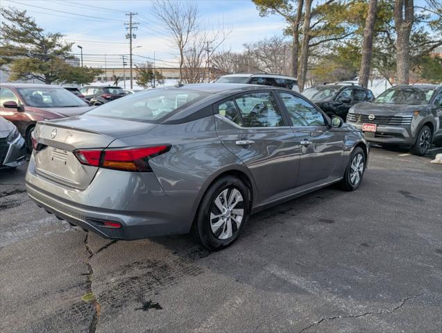 2025 Nissan Altima S FWD