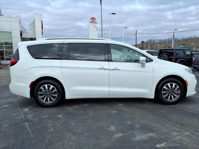 2021 Chrysler Pacifica Hybrid Touring L