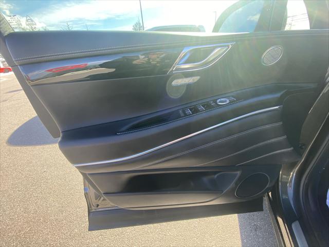 2025 Genesis GV80 2.5T Standard AWD