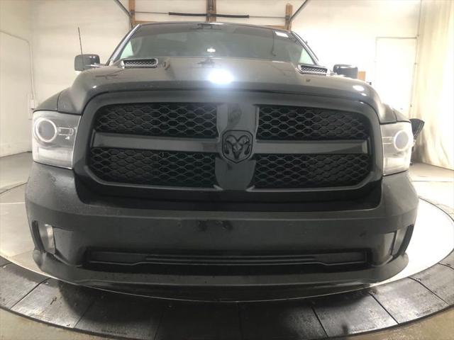 2017 RAM 1500 Night Crew Cab 4x4 57 Box 2017 RAM 1500 Night Crew Cab 4x4 57 Box