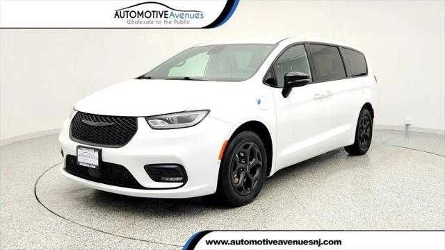 2024 Chrysler Pacifica Hybrid S Appearance Pkg for sale in Sewell, NJ