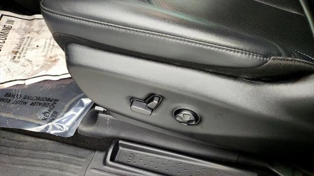 2024 Chrysler Pacifica Hybrid S Appearance Pkg