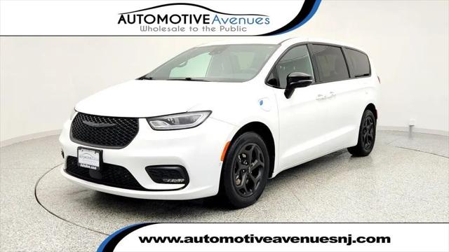 2024 Chrysler Pacifica Hybrid S Appearance Pkg for sale in Sewell, NJ