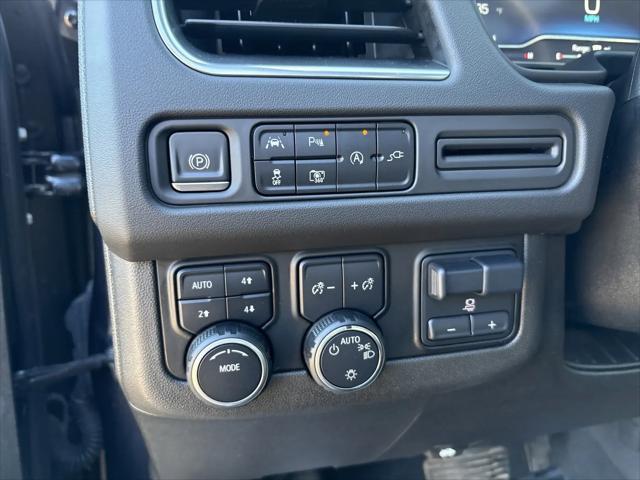 2022 Chevrolet Suburban 4WD RST