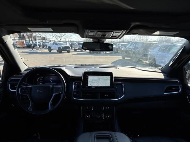 2022 Chevrolet Suburban 4WD RST