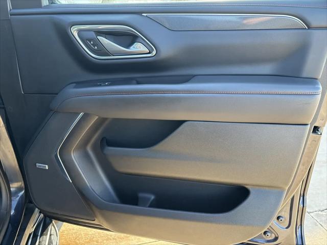 2022 Chevrolet Suburban 4WD RST