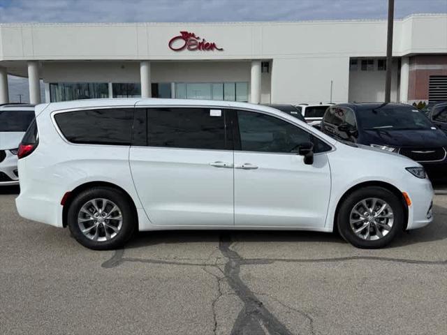 2026 Chrysler Pacifica PACIFICA LIMITED 2026 Chrysler Pacifica PACIFICA LIMITED