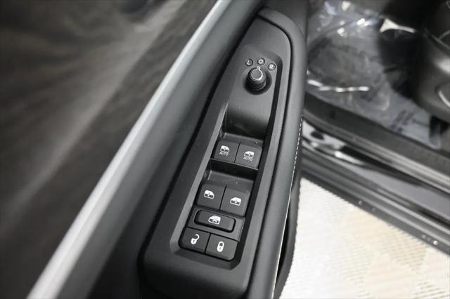 2026 Jeep Grand Cherokee L Altitude 4x4