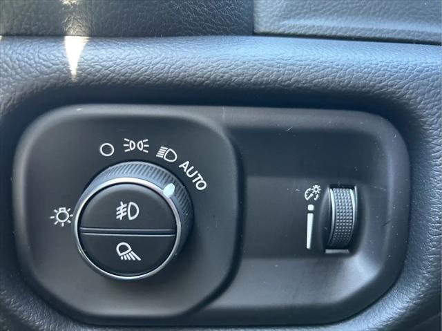 2026 Ram 1500 Big Horn Crew Cab 4x2 57 Box