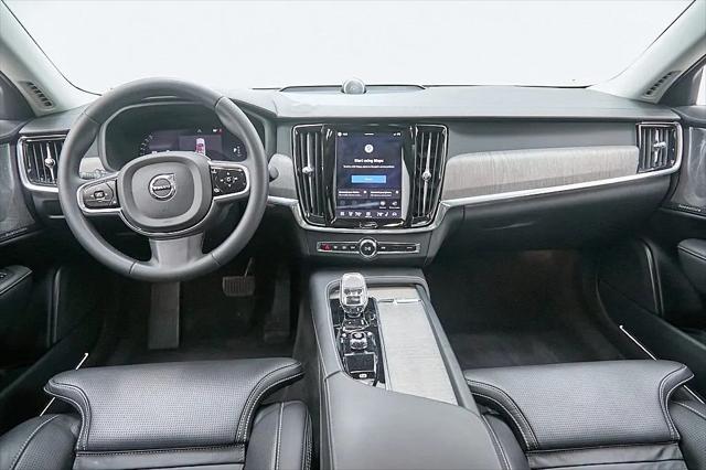 2023 Volvo S90 B6 Ultimate