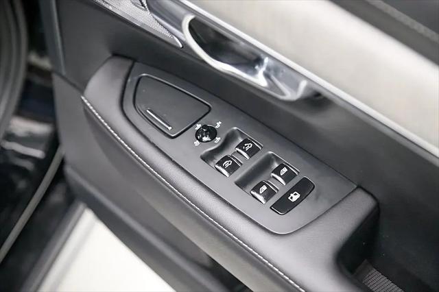 2023 Volvo S90 B6 Ultimate