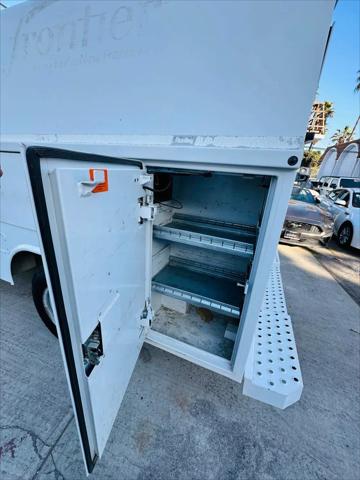 2011 Ford E-350 Cutaway E-350