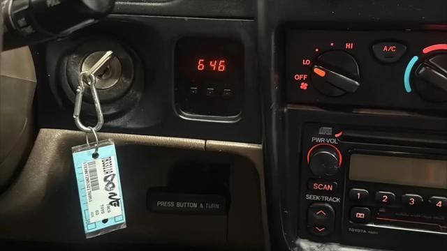 2003 Toyota Tacoma Base V6