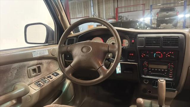 2003 Toyota Tacoma Base V6