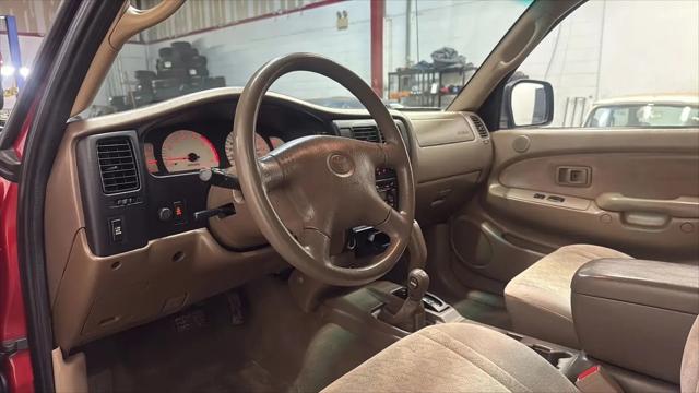 2003 Toyota Tacoma Base V6