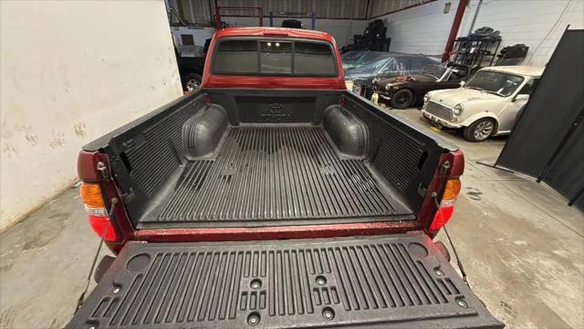 2003 Toyota Tacoma Base V6