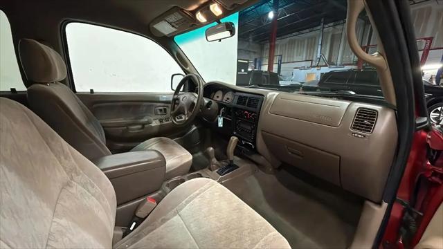 2003 Toyota Tacoma Base V6