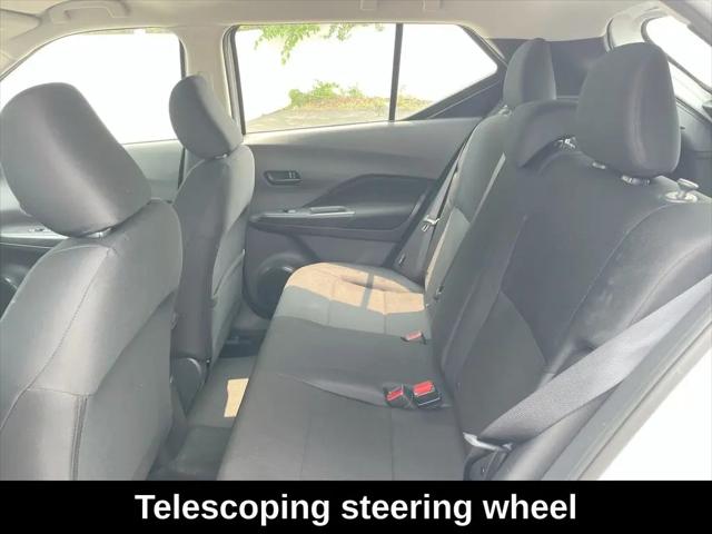 2025 Nissan Kicks S