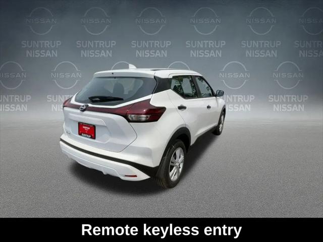 2025 Nissan Kicks S
