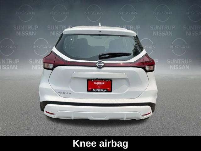 2025 Nissan Kicks S