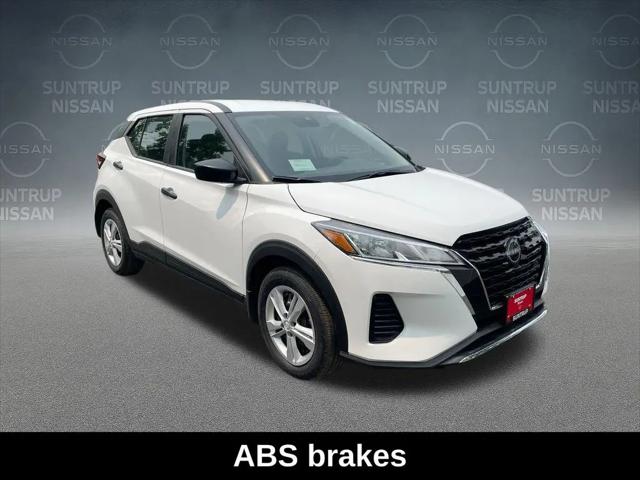 2025 Nissan Kicks S