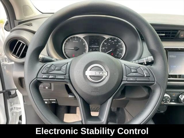 2025 Nissan Kicks S