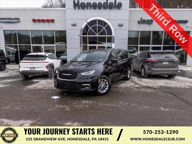 2026 Chrysler Pacifica Select AWD for sale in Honesdale, PA