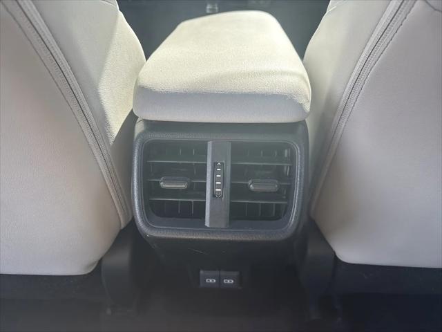 2025 Lexus 300 Premium