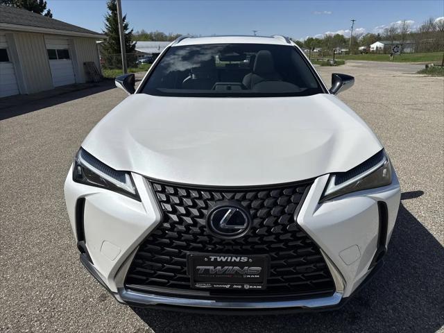 2025 Lexus 300 Premium