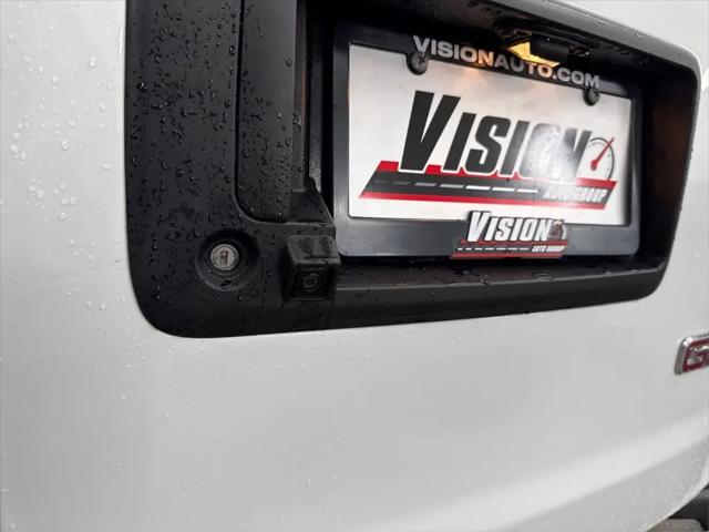 2025 GMC Savana Passenger RWD 3500 Extended Wheelbase LT