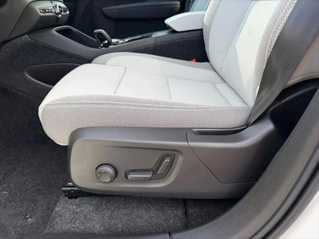 2026 Volvo EX40 Plus, Twin Motor, Fully electric