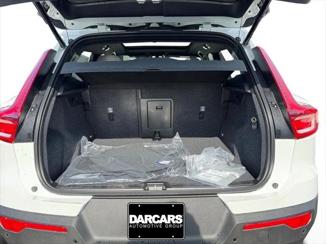 2026 Volvo EX40 Plus, Twin Motor, Fully electric