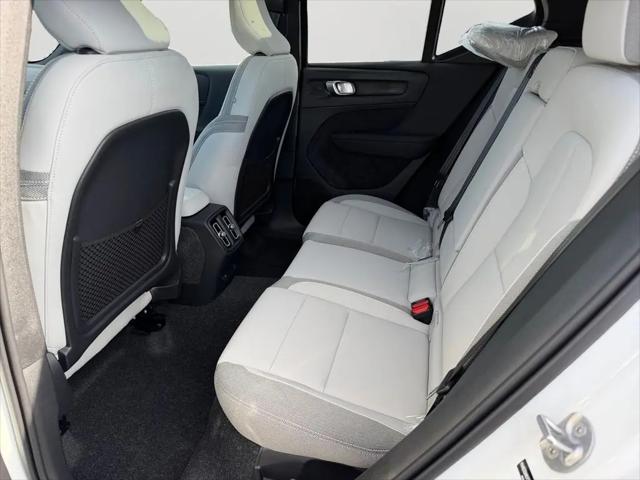 2026 Volvo EX40 Plus, Twin Motor, Fully electric
