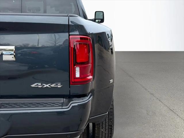 2026 Ram 3500 Laramie Crew Cab 4x4 8' Box