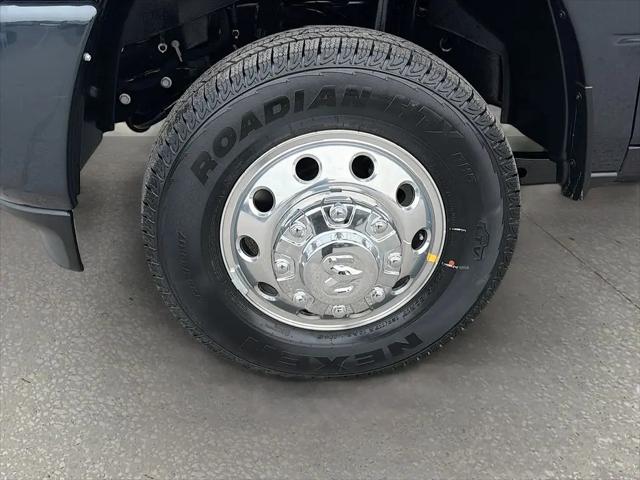 2026 Ram 3500 Laramie Crew Cab 4x4 8' Box