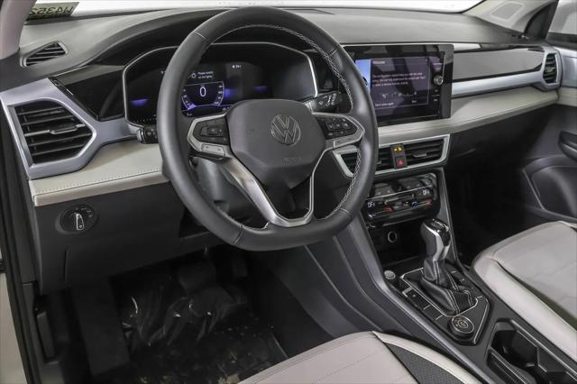 2026 Volkswagen Taos SE