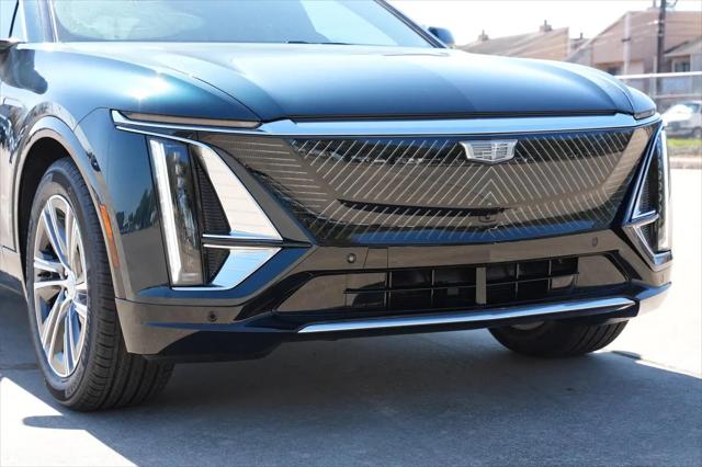 2026 Cadillac iQ Luxury AWD
