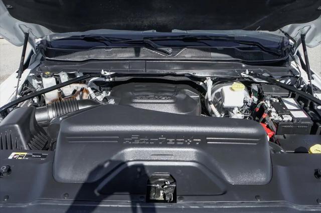 2022 Ram 2500 Tradesman Regular Cab 4x4 8' Box