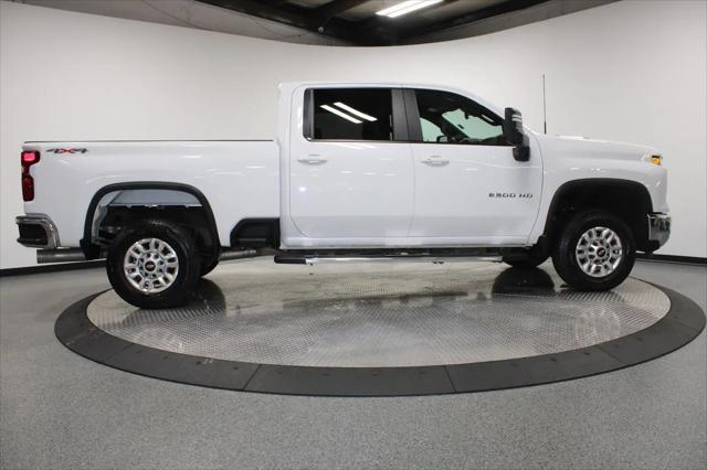 2025 Chevrolet Silverado 2500HD 4WD Crew Cab Standard Bed LT